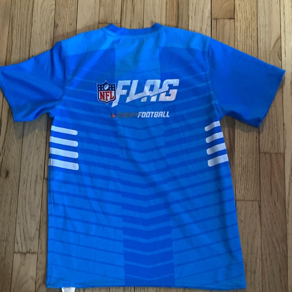 Reversible LA Chargers Jersey T-Shirt - Picture 2 of 3